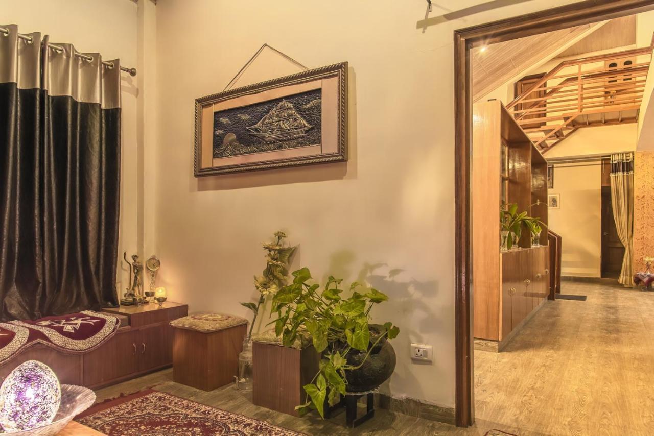 The Green Heights Cottage Касаули Экстерьер фото